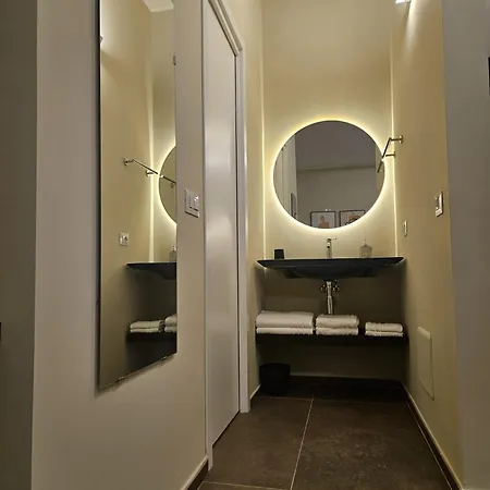 Center Apartman *